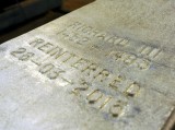Normand and underwood seal the lead ossuary of King Richard III
